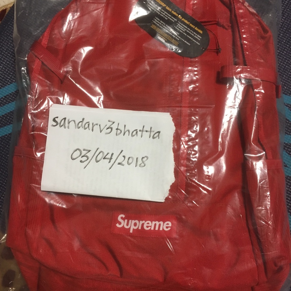 Supreme Backpack - Picture 2 of 4